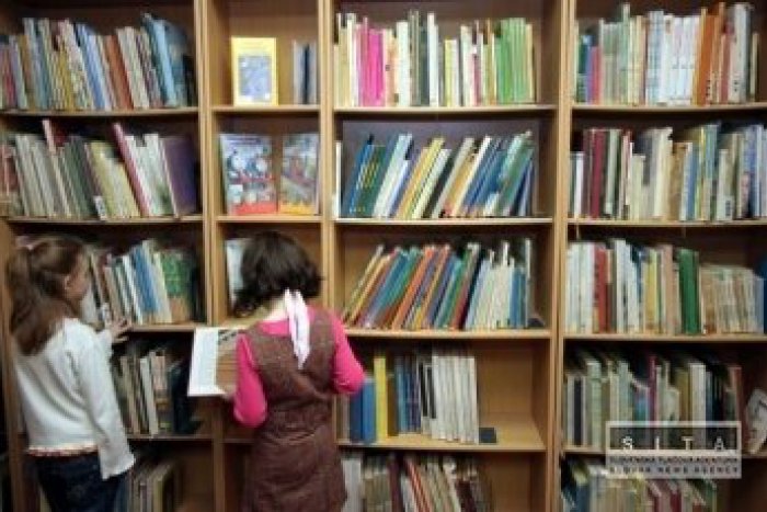 Ilustračný obrázok k článku Nové knihy v žiarskej knižnici: Aj vďaka darcom