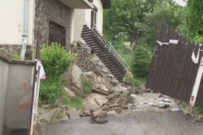 Ilustračný obrázok k článku Pri územnom plánovaní sa má pamätať aj na zosuvy. Počíta s tým novela geologického zákona