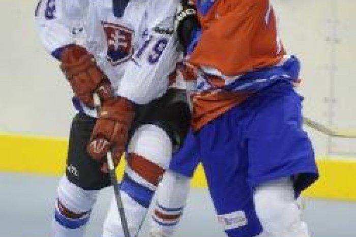 Ilustračný obrázok k článku Slovenské obhajkyne na úvod suverénne. Švajčiarky zdolali 7:0