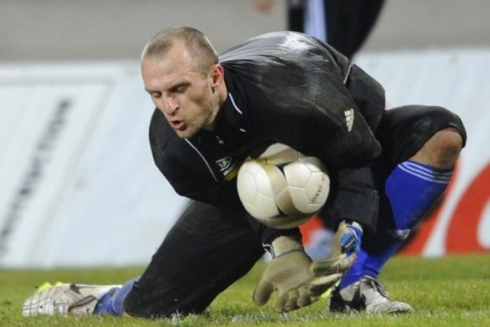 Ilustračný obrázok k článku Bývalý brankár Humenného Ján Mucha ml. ukončil trápenie: V Evertone končí!