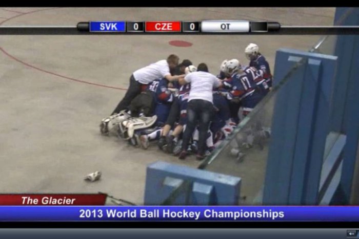 Ilustračný obrázok k článku Slovenské hokejbalistky budú obhajovať titul. Po výhre s Českom smerujú do finále