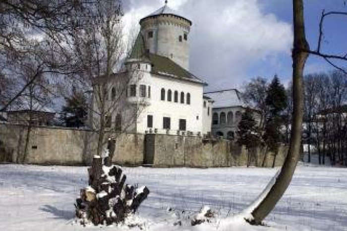 Ilustračný obrázok k článku Nová publikácia je na svete: Dozviete sa všetko o parku pri Budatínskom hrade