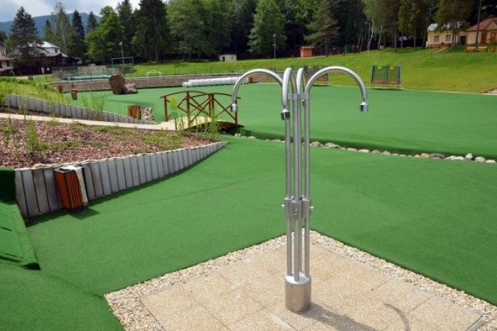 Ilustračný obrázok k článku Sninské rybníky si vychutnávali prví rekreanti. Cezpoľní platia za vstup o 40% viac ako vlani