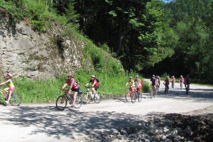 Ilustračný obrázok k článku V nedeľu sa bude na bicykloch šliapať až na Sihlu: Pozrite sa ako to vyzeralo minulý rok