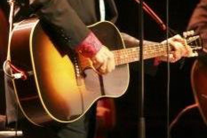 Ilustračný obrázok k článku Prečítajte si: 10 dôvodov, prečo nechodiť s hudobníkom!