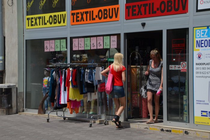 Ilustračný obrázok k článku Zlodejka Zuzana (14) nebola dosť rýchla: Predavačka ju dobehla