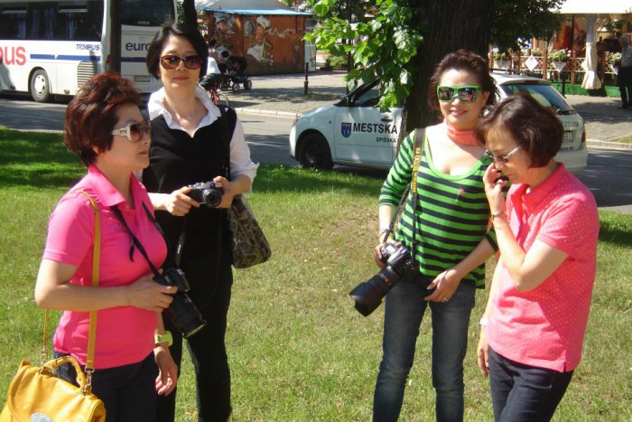 Ilustračný obrázok k článku Ocitneme sa v čínskej knihe: Spišskú prišlo zaznamenať až 15 fotografov zo Šanghaja