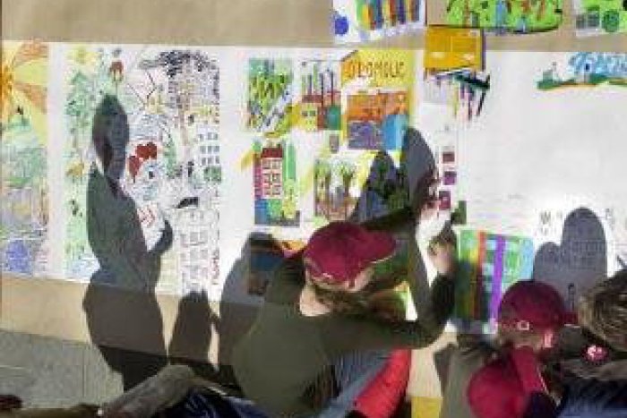 Ilustračný obrázok k článku Najväčší kreslený vtip: Brezno sa pokúsi o vytvorenie slovenského rekordu už tento piatok