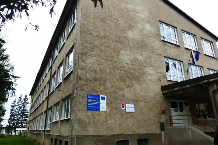 Ilustračný obrázok k článku Zamestnanci ZŠ v Matejovciach stoja za riaditeľom. Podporu mu vyjadrili otvoreným listom