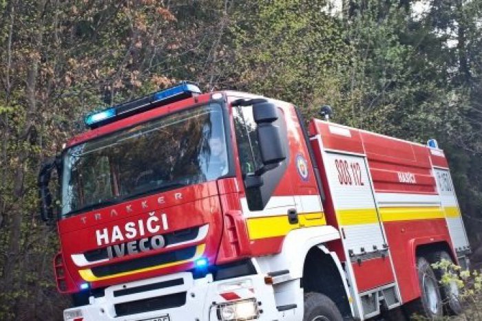 Ilustračný obrázok k článku 19-ročný Ondrej spadol v lese z bicykla: V neznámom prostredí náročný zásah pre hasičov!