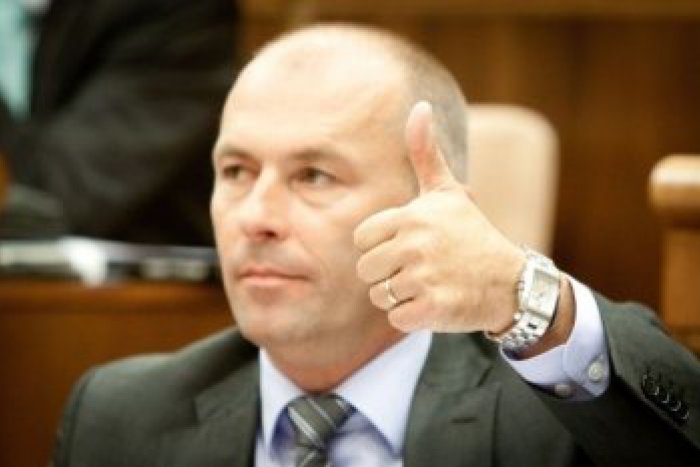 Ilustračný obrázok k článku Chystaný súboj medzi Maňkom a Kaníkom: Naťahovačky o dátume duelu!