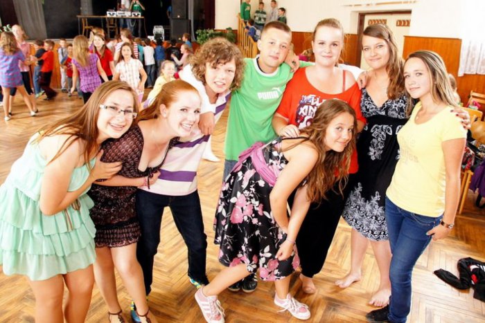 Ilustračný obrázok k článku Opäť je tu programom nabitý víkend: Kino, guláš, tanec, spev, futbal, jarmok a mnoho iného