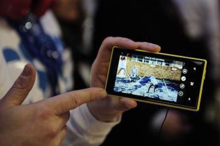 Ilustračný obrázok k článku Dobrá správa pred dovolenkovou sezónou: Ceny roamingu idú dole!