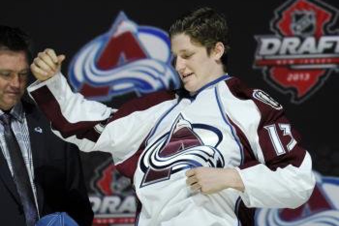 Ilustračný obrázok k článku Úspech Žilinčana Petra Cehlárika: Stal sa slovenskou dvojkou v drafte NHL