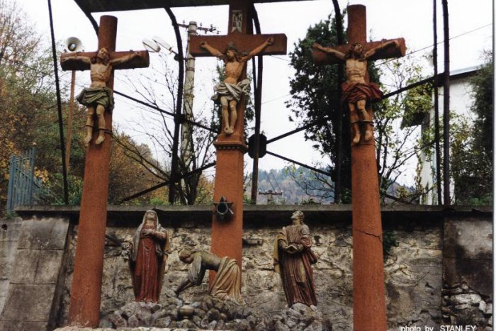 Ilustračný obrázok k článku Zničené súsošie Golgoty sa dočkalo opravy: 4 800 € zacvakal sponzor!