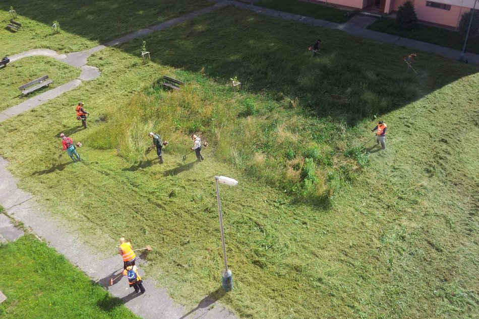 Ilustračný obrázok k článku Demianov bonmot vyvolal ďalsiu vlnu otázok: Je v technických službách prezamestnanosť?