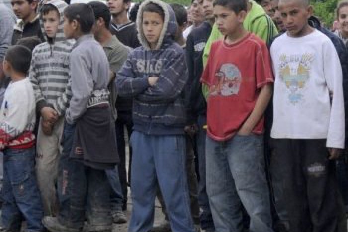 Ilustračný obrázok k článku Známi hudobníci to odpália na neobvyklom mieste: Hudobný festival bude v rómskej osade!