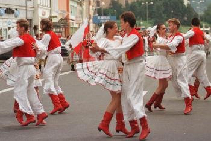 Ilustračný obrázok k článku Akademický Zvolen v chudobnejšej podobe: Menej peňazí a aj súborov