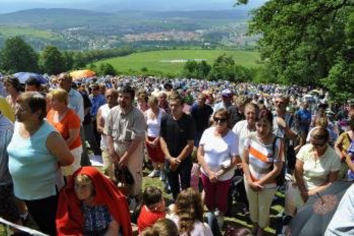 Ilustračný obrázok k článku Levočská púť v obrazoch: Na Mariánsku horu prišli tisíce veriacich