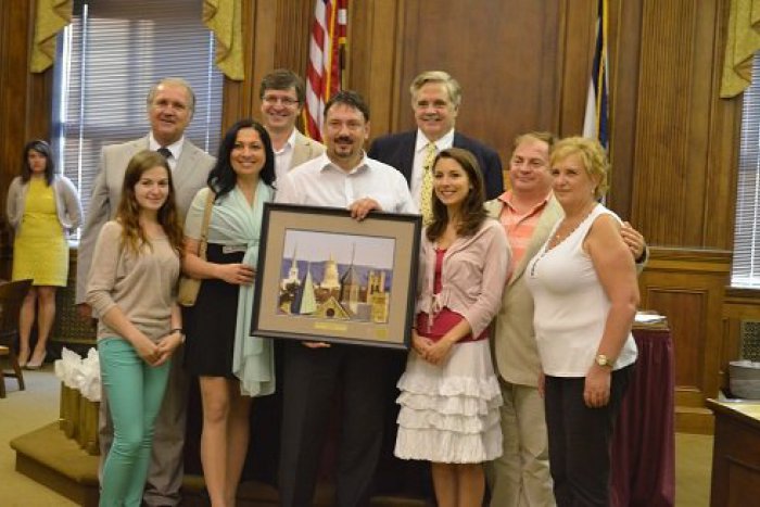 Ilustračný obrázok k článku FOTO: Takto vyzerala zahraničná cesta primátora Bystrice aj s mládežníckou delegáciou v Chasrlestone