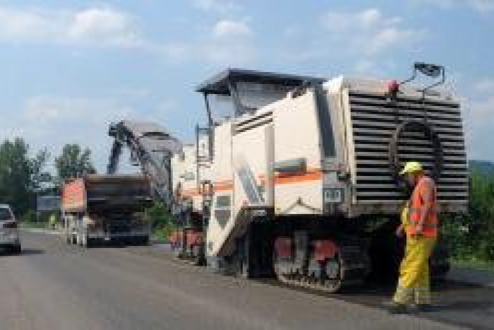 Ilustračný obrázok k článku Vodiči, na ceste do Žiliny budú kolóny: Začali sa opravy v Hubovej, budú aj ďalšie