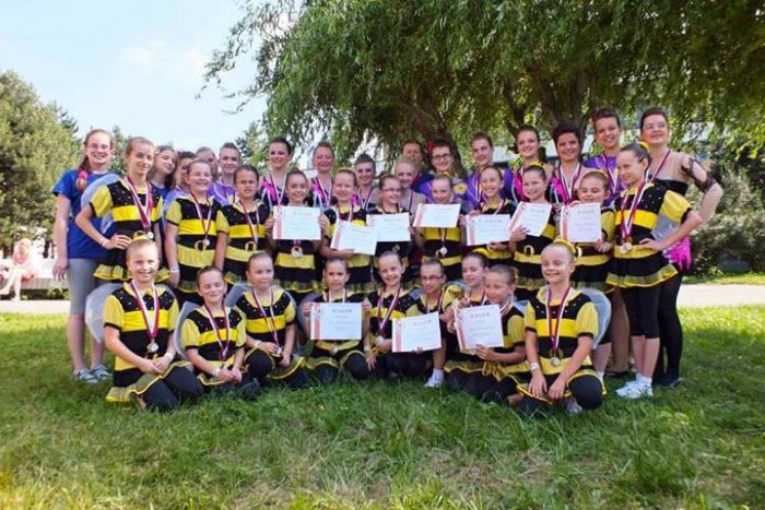 Ilustračný obrázok k článku Mažoretky Labi: Z majstrovstiev Slovenska priniesli štyri medaily, z Prešporského pohára desať!