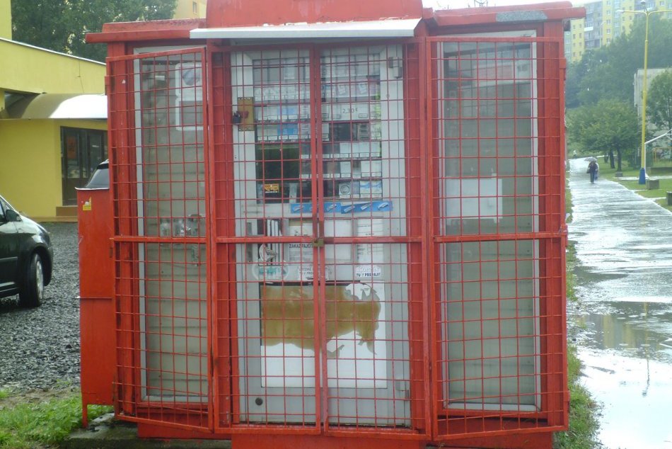 Ilustračný obrázok k článku Z novinového stánku ukradol peniaze a cigarety...