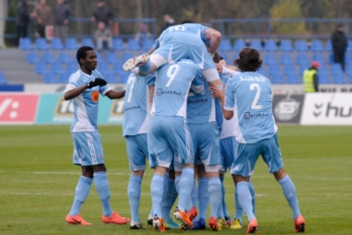 Ilustračný obrázok k článku Poteší Vittek fanúšikov a oblečie si belasý dres?