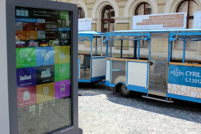 Ilustračný obrázok k článku Po hovoriacich mapách ďalšia novinka: Dotykový informačný panel v centre mesta