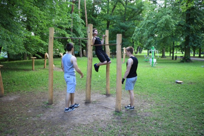 Ilustračný obrázok k článku Primátor Žiaru sa pýta ľudí: Čo spraviť v parku za peniaze zo City festu?