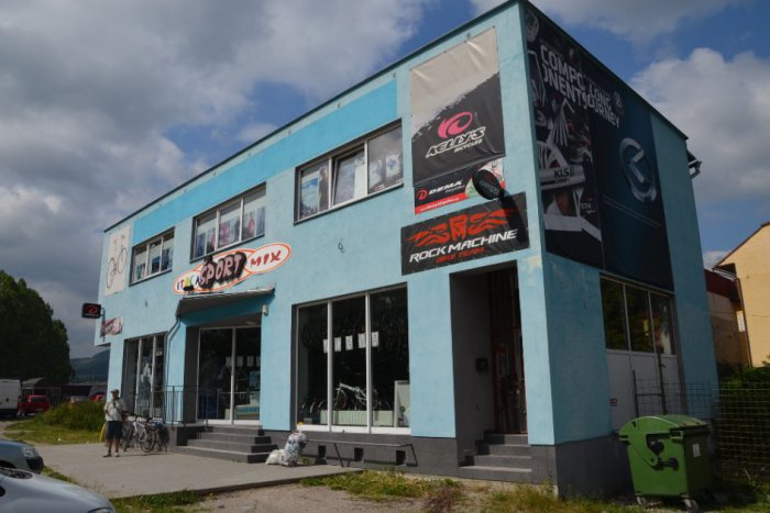 Ilustračný obrázok k článku Bleskový zásah policajtov: Zlodej nemal čas odmontovať bicykel