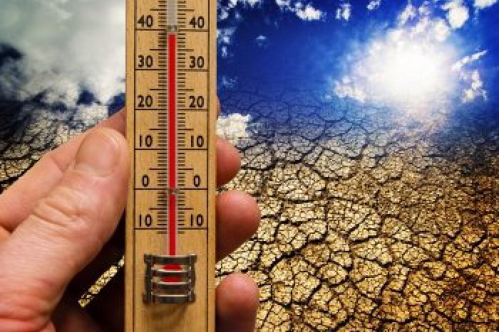 Ilustračný obrázok k článku Veľké horúčavy v okrese: Meteorológovia nás vystríhajú, teplota vyskočí až na 37 °C