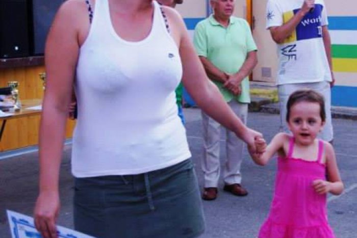 Ilustračný obrázok k článku Charitatívny futbalový turnaj v Krušovciach: Pre Evelinku sa vyzbieralo vyše 1 300 eur!