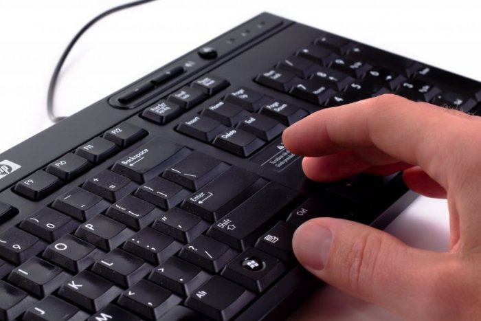 Ilustračný obrázok k článku Stredoškolák Dávid na MS v odpise textu: Predviedol 398 úderov za minútu!