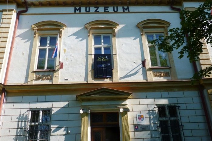 Ilustračný obrázok k článku Kraj urobí všetko pre to, aby kniežacia hrobka ostala v Podtatranskom múzeu