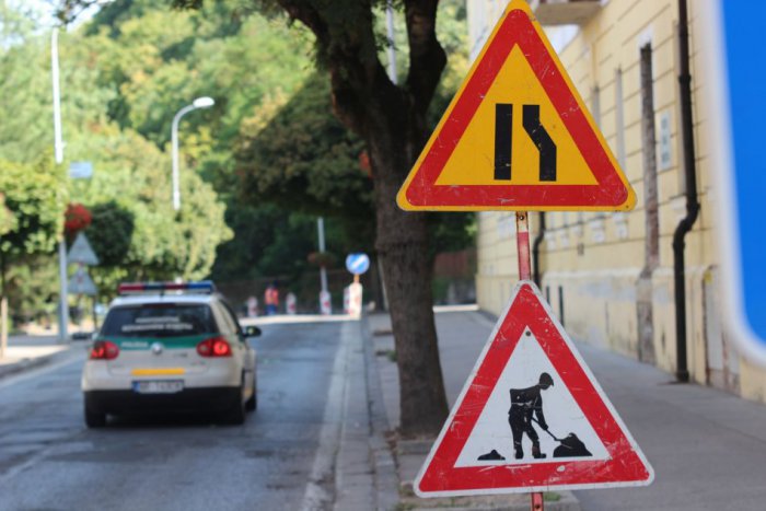 Ilustračný obrázok k článku August v znamení rekonštrukcií: Opravy si vyžiadajú mierne obmedzenia