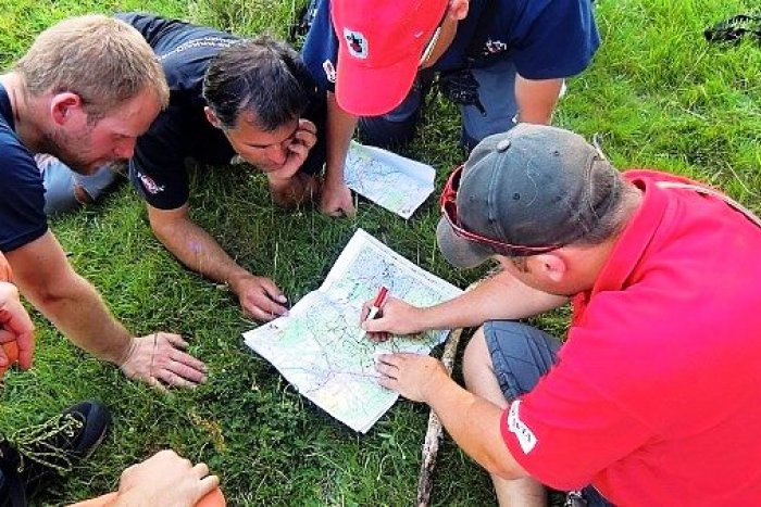 Ilustračný obrázok k článku Matka zbierala lesné plody so synom: Ten sa odrazu stratil