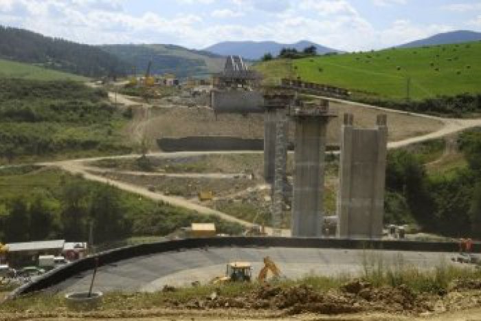 Ilustračný obrázok k článku Zlé správy pre zosuv pôdy: Výstavba diaľnice D1 sa skomplikuje!