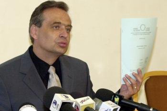 Ilustračný obrázok k článku Ernest Valko by sa dožil 60 rokov: Takto sa z rodnej Spišskej vypracoval až na elitného právnika