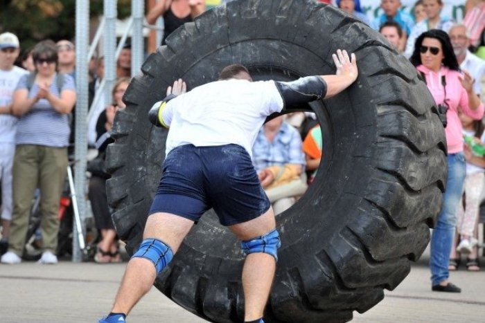 Ilustračný obrázok k článku Svetový pohár prvýkrát na Slovensku: Na Zemplíne sa predvedú najsilnejší muži planéty