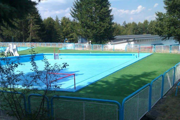 Ilustračný obrázok k článku Dobrá správa aj pre Liptáka: Kúpalisko v Kováčovej už otvorili