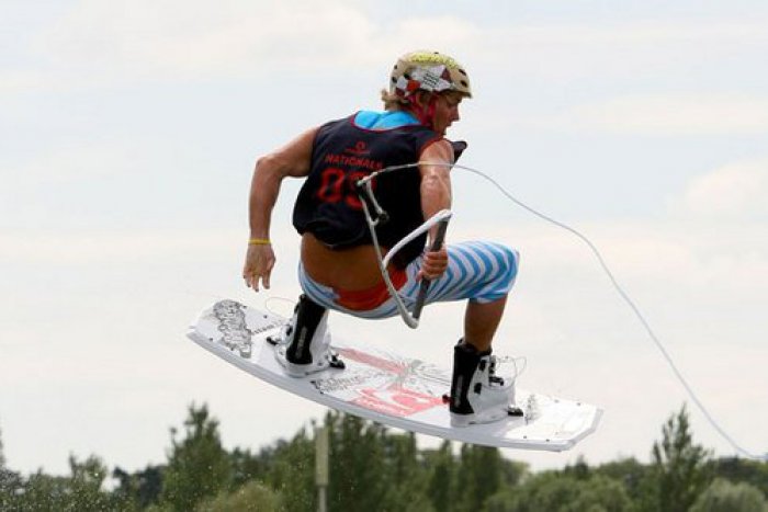 Ilustračný obrázok k článku Wakeboardový sviatok v Liptove: Do Mikuláša zavíta svetová špička jazdcov!