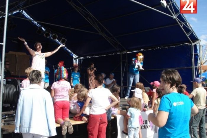 Ilustračný obrázok k článku Chrenovské stánky lákajú aj tento rok: Priaznivci jarmočnej atmosféry si prídu na svoje