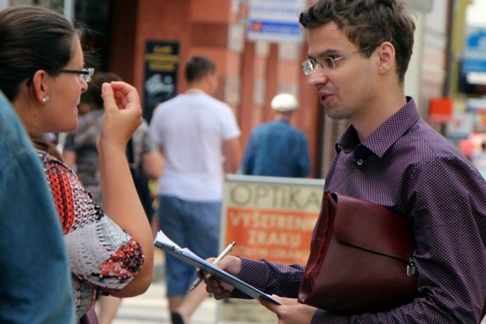 Ilustračný obrázok k článku Topoľčanci sa vyjadrili: Problémom nie je štadión, ale nedostatok kultúry a zaujímavých podujatí