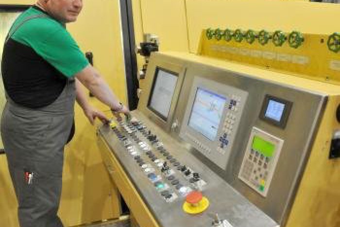 Ilustračný obrázok k článku Kysucká INA žiada štát o 3,4 milióna €: Rozšírením závodu vzniknú nové pracovné miesta