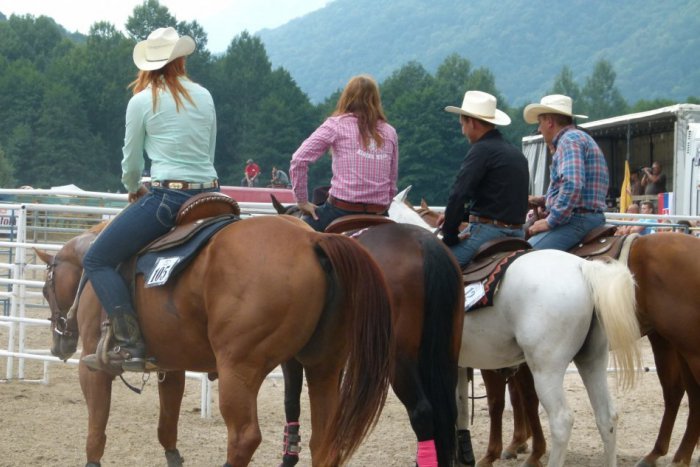 Ilustračný obrázok k článku EXKLUZÍVNE ZÁBERY: Zaspomínajte si na Ródeo v Muráni pred 20-timi rokmi