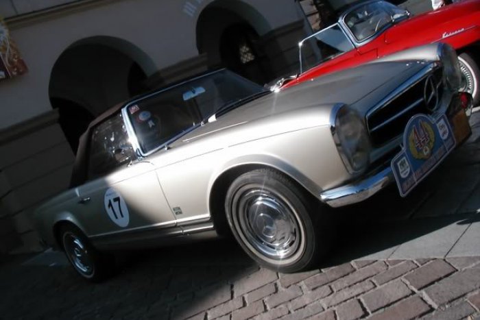 Ilustračný obrázok k článku Historické vozidlá v plnej kráse: Príďte si obzrieť históriu na kolesách