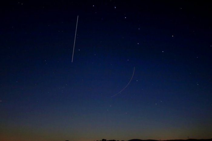 Ilustračný obrázok k článku Jedinečná snímka: Ivan odfotil prelet vesmírnej stanice ISS nad mestom!