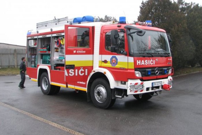 Ilustračný obrázok k článku Mrazivé chvíle na dvore rodinného domu: Avia sa ocitla v plameňoch!