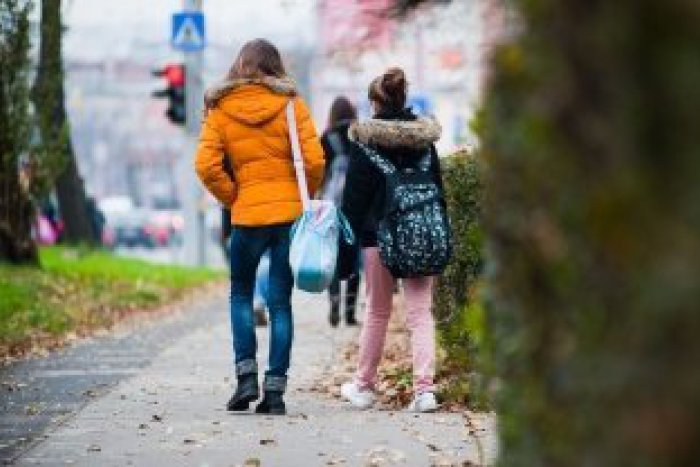 Ilustračný obrázok k článku Technik Ján (38) mal zneužívať maloleté, zoznámil sa s nimi na internete!